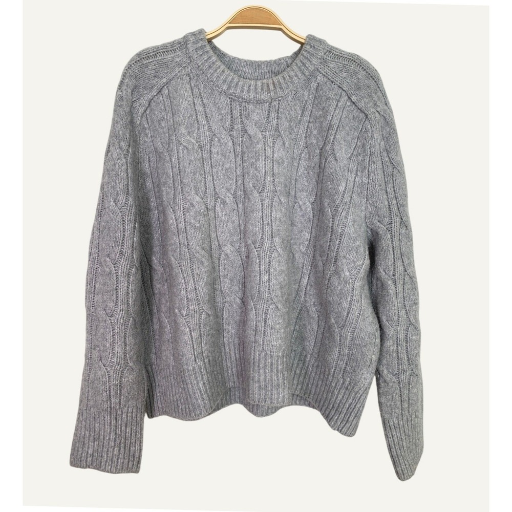 Abercrombie & Fitch Women's Cable Knit Boxy Blue Gray Chunky Crew Sweater / M